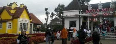 Gambar 8 PerusahaanABERTA RENTAL Travel Agents di Bandung JB