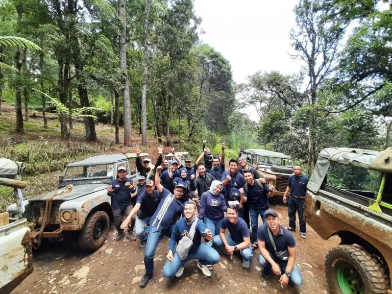 Gambar 3 PerusahaanFRESTOUR & TRAVEL